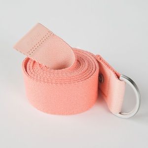 ✨LULULEMON✨ No Limits Stretching Strap